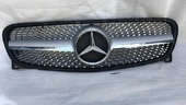Mercedes GLA x156 решетка радиатора Diamond Silver Q256