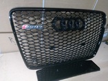 Audi Q7 решетка радиатора черная в стиле RSQ7 S455