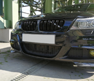 Решетки радиатора (ноздри) раздвоенные черные глянцевые M-Performance для BMW 3 Series E90 рестайлинг 2008-2013 года b90