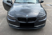 Установка наших решеток радиатора (двойные черные глянцевые ноздри) M-Performance для BMW 3 Series E92